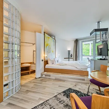 Hotel Wutzschleife 4*